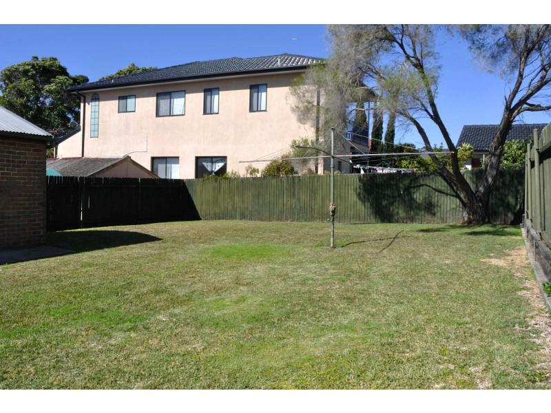 134 Moorefields Road, Kingsgrove NSW 2208