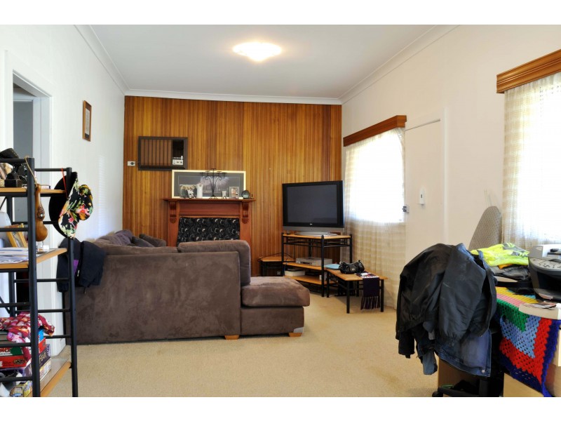 20 Grove Ave, Narwee NSW 2209