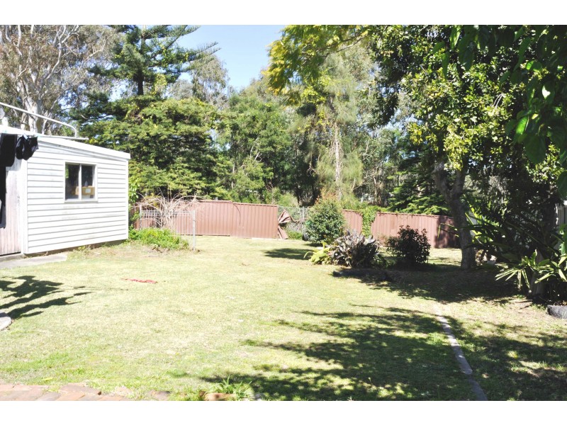 20 Grove Ave, Narwee NSW 2209