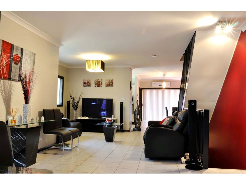 2/17 Violet Street, Roselands NSW 2196