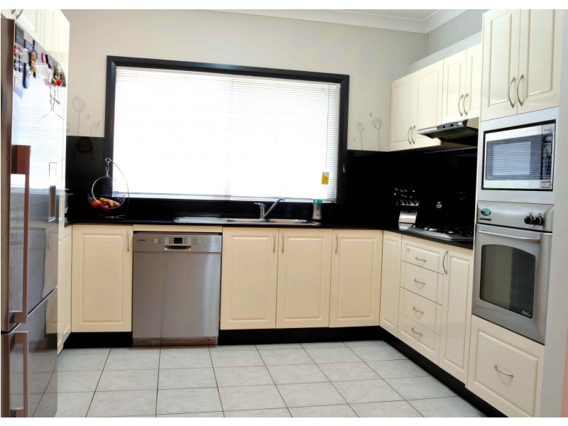 2/17 Violet Street, Roselands NSW 2196