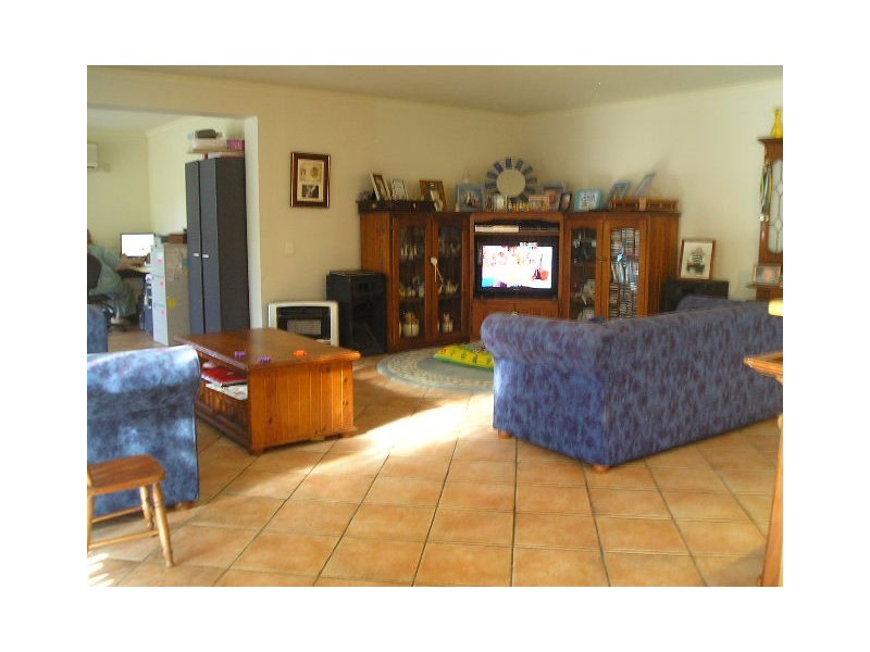 215 Englorie Park Drive, Glen Alpine NSW 2560