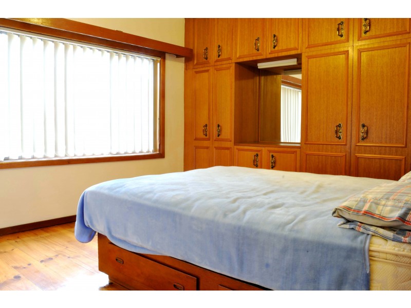 16 Chick Street, Roselands NSW 2196