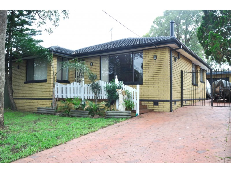 4 HAMMOND PLACE, Narwee NSW 2209