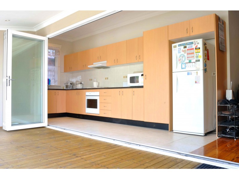 9 MARTIN STREET, Roselands NSW 2196