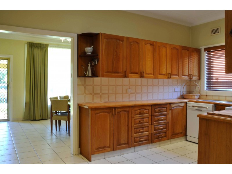 2 COOLABAH STREET, Beverly Hills NSW 2209