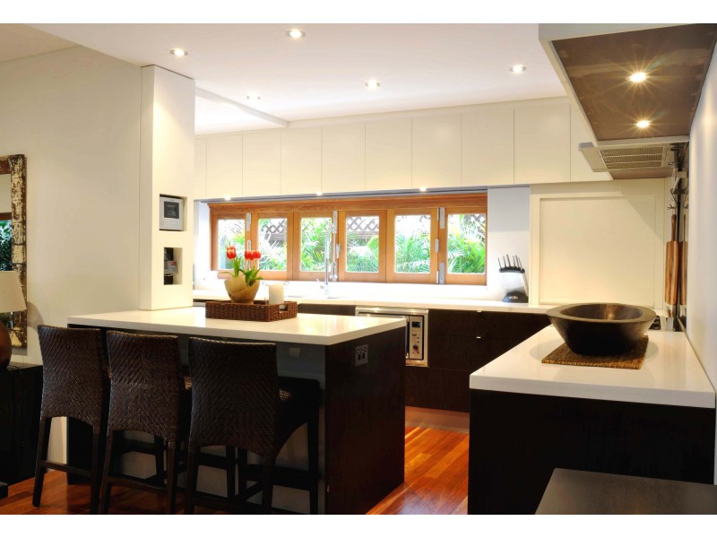 15 Milford Road, Peakhurst NSW 2210