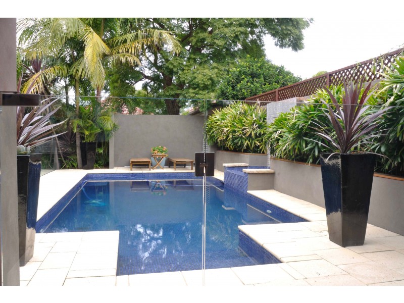 15 Milford Road, Peakhurst NSW 2210