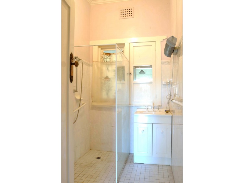 26 McCallum Street, Roselands NSW 2196