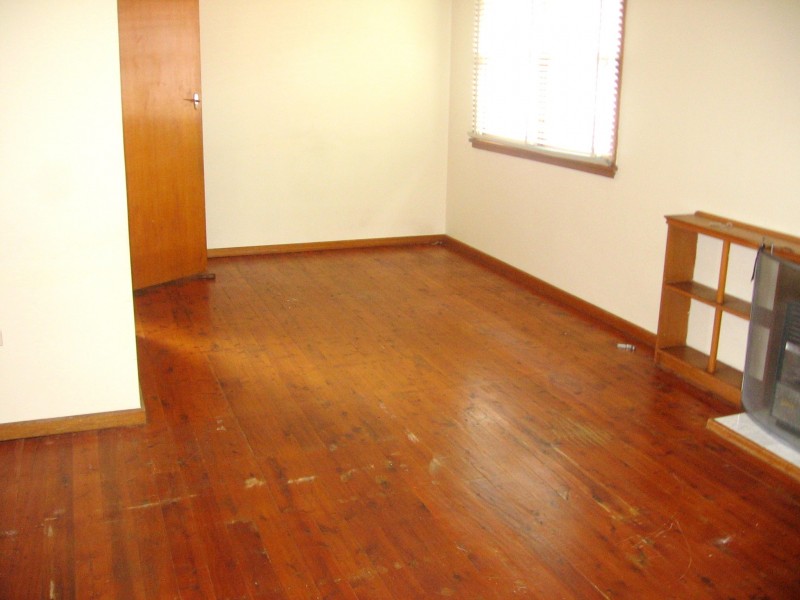 37 MOOREFIELDS ROAD, Kingsgrove NSW 2208