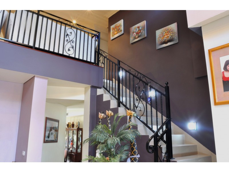 23 Chick St, Roselands NSW 2196