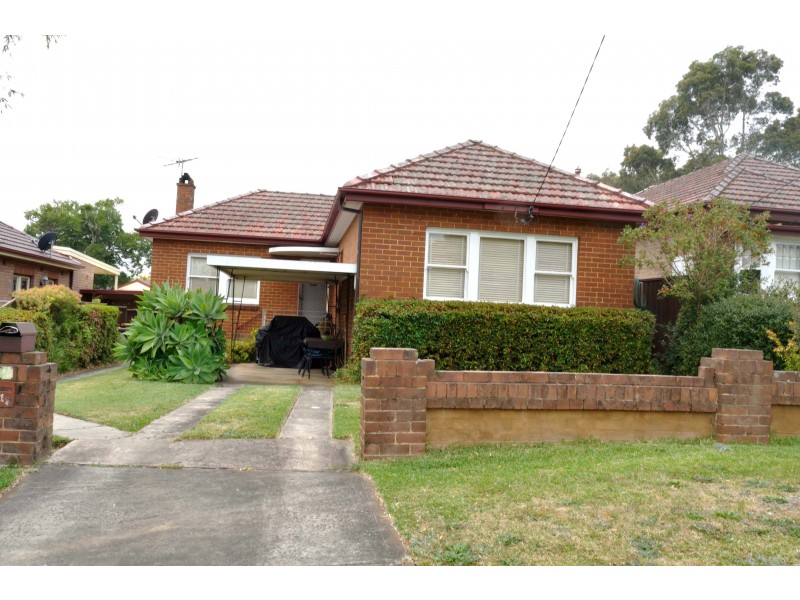 12 Lee Ave, Beverly Hills NSW 2209