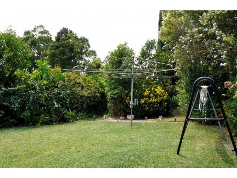 12 Lee Ave, Beverly Hills NSW 2209