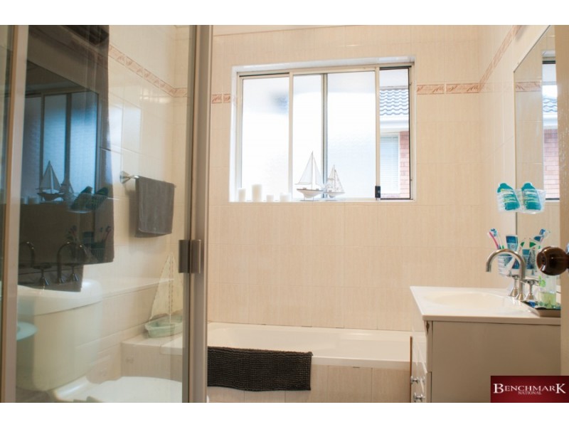 4/13 Graham Road, Narwee NSW 2209