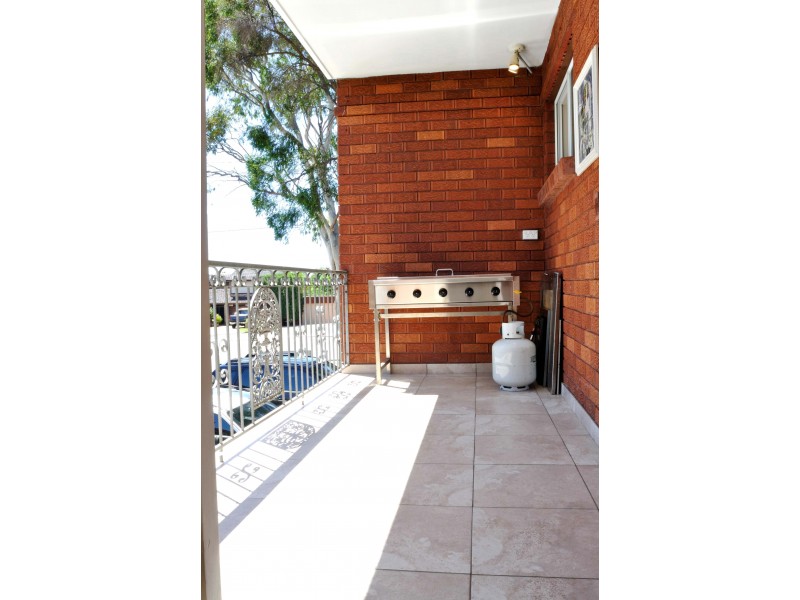 1/379 King Georges Road, Beverly Hills NSW 2209