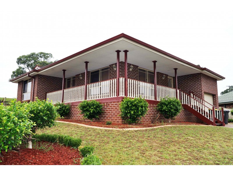 29 COLORADO STREET, Kearns NSW 2558