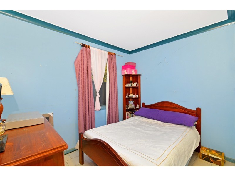 15 Highland Ave, Roselands NSW 2196