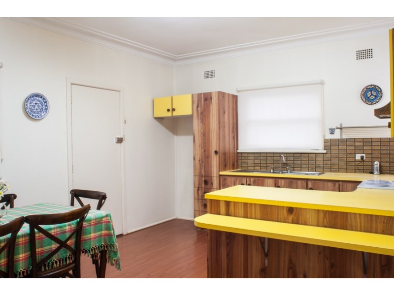 7 Wyleena Place, Punchbowl NSW 2196