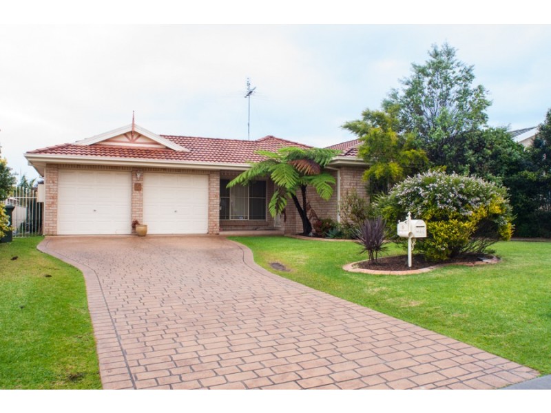 5 Anderson St, St Helens Park NSW 2560