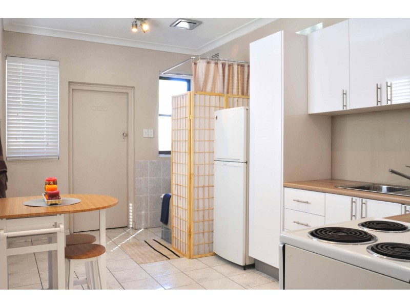 1082 Canterbury Road, Roselands NSW 2196