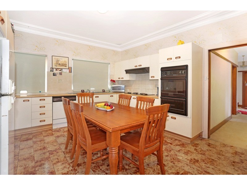 5 WARRAWEE PLACE, Beverly Hills NSW 2209