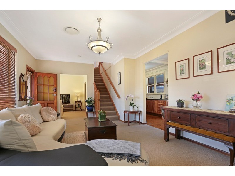 19 MARYL AVE, Roselands NSW 2196