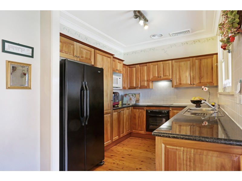 19 MARYL AVE, Roselands NSW 2196