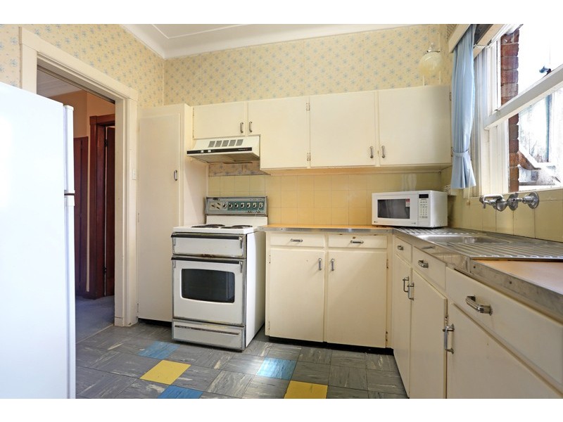 24 Seaforth Ave, Oatley NSW 2223