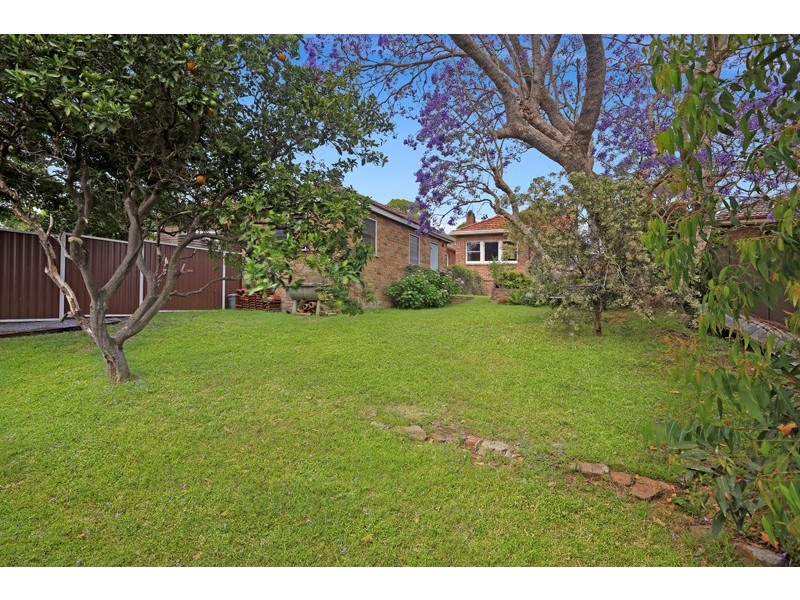 24 Seaforth Ave, Oatley NSW 2223