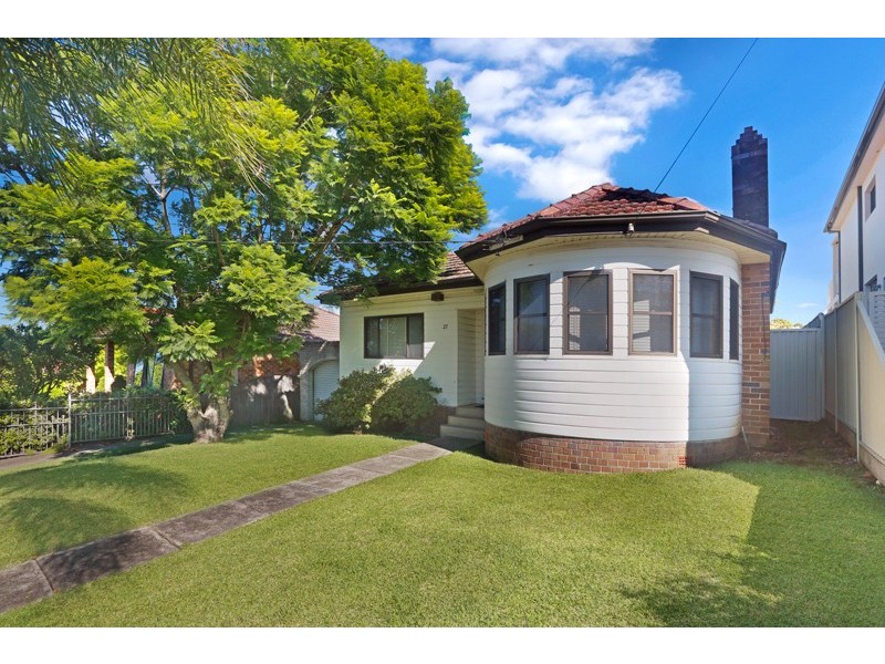 27 ALBION STREET,, Roselands NSW 2196
