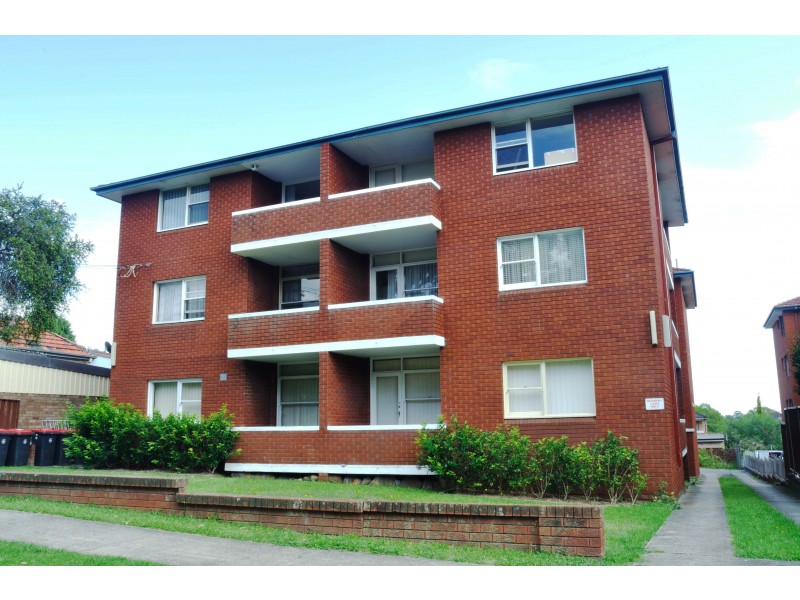 9/15 ST ALBANS ROAD, Kingsgrove NSW 2208