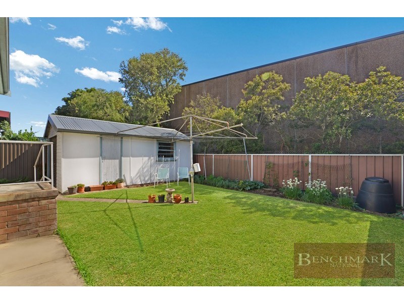 30 LEIGH AVE, Roselands NSW 2196