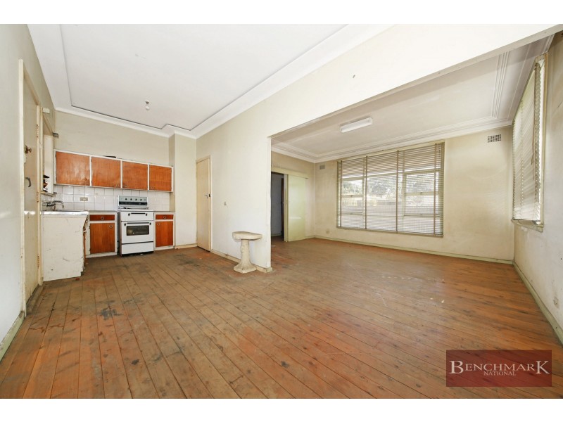 35 DREADNOUGHT STREET, Roselands NSW 2196