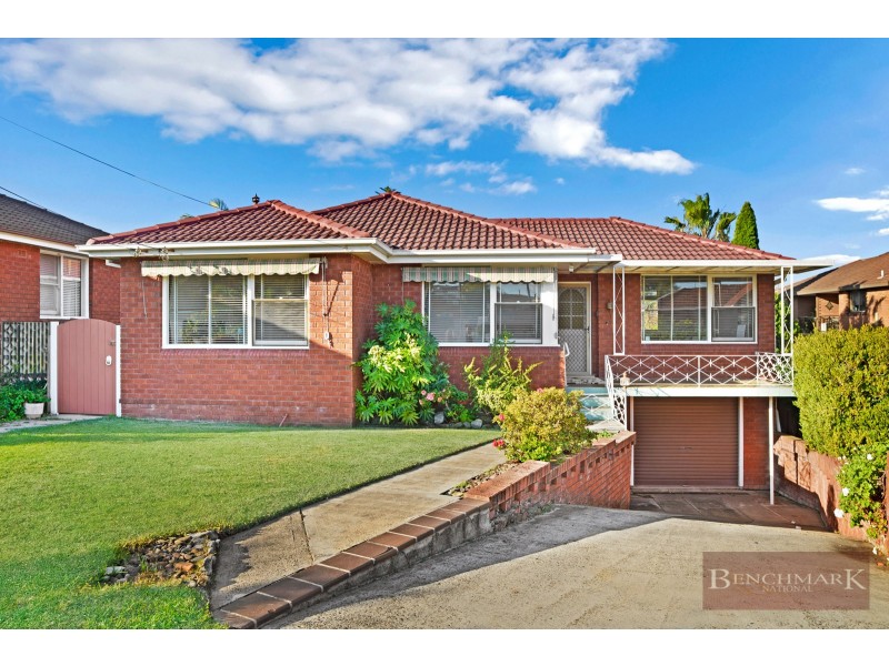 3 KATRINA PLACE, Roselands NSW 2196
