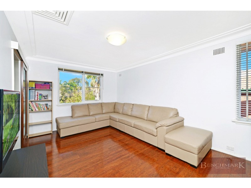 3 KATRINA PLACE, Roselands NSW 2196