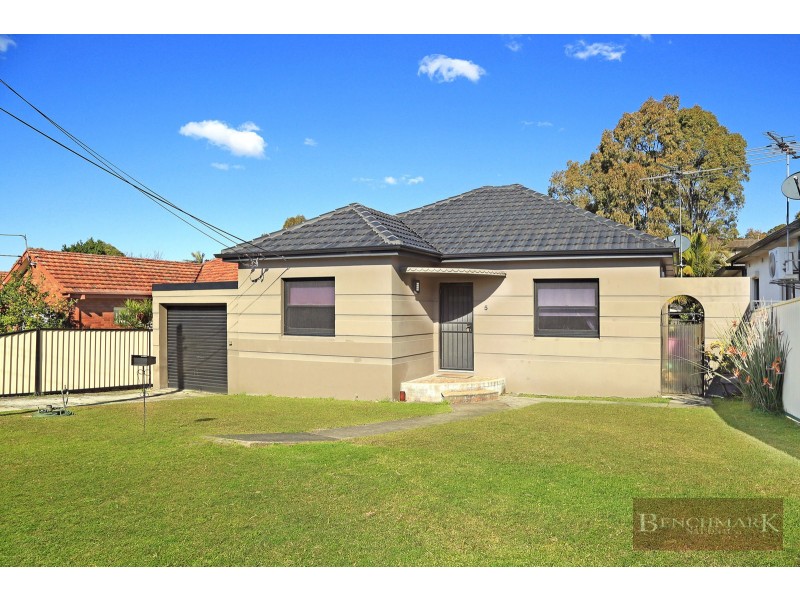 5 BUNGALOW ROAD, Roselands NSW 2196