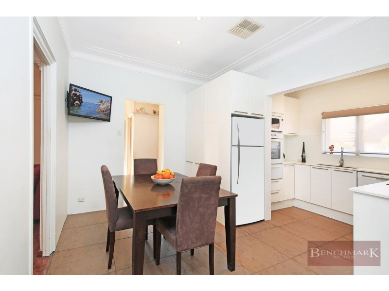 5 BUNGALOW ROAD, Roselands NSW 2196