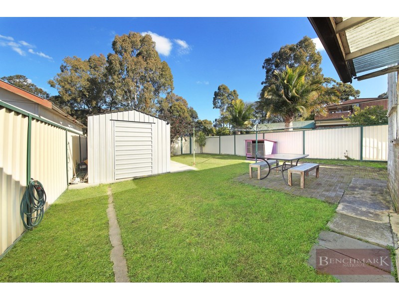 5 BUNGALOW ROAD, Roselands NSW 2196