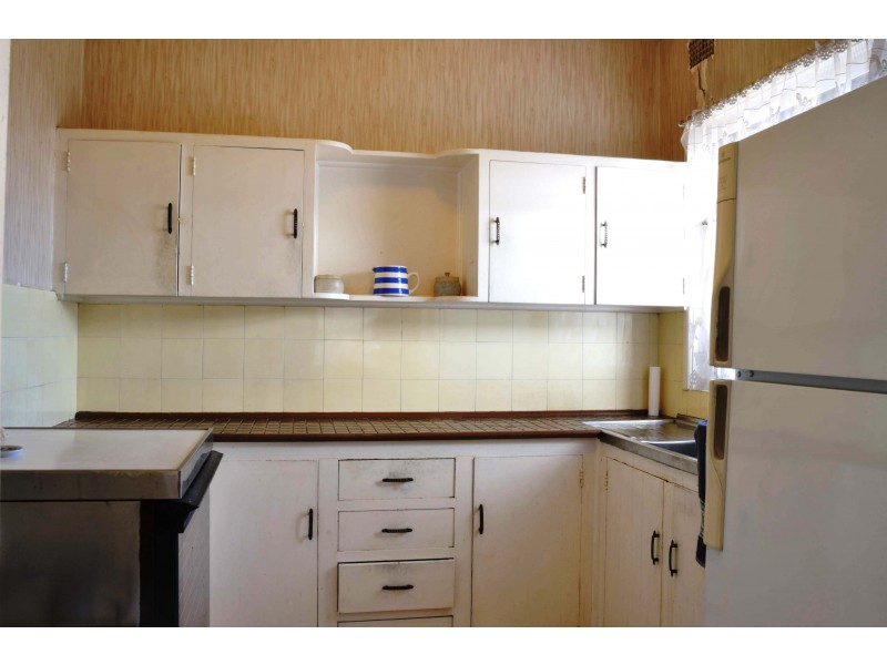 66 PALLAMANA PDE, Beverly Hills NSW 2209