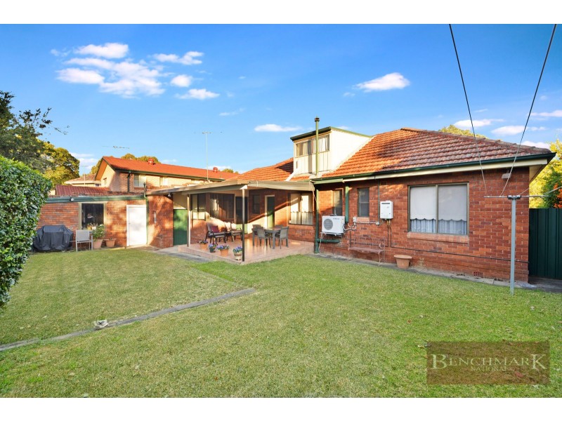 2 Carbethon Crescent, Beverly Hills NSW 2209