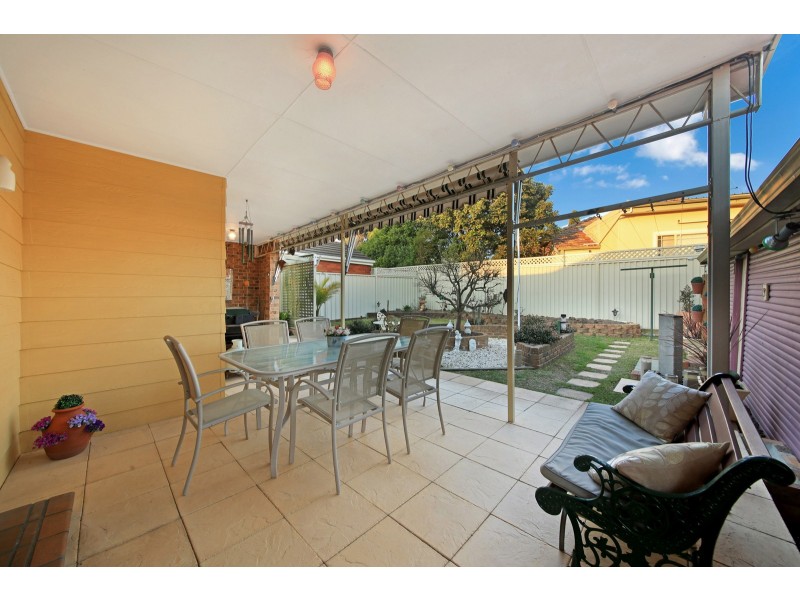 30 RAYMOND AVE, Roselands NSW 2196