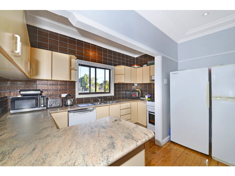 58 BONDS ROAD, Roselands NSW 2196