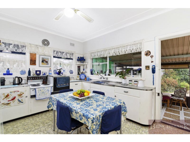 20 Rosebank Ave, Kingsgrove NSW 2208