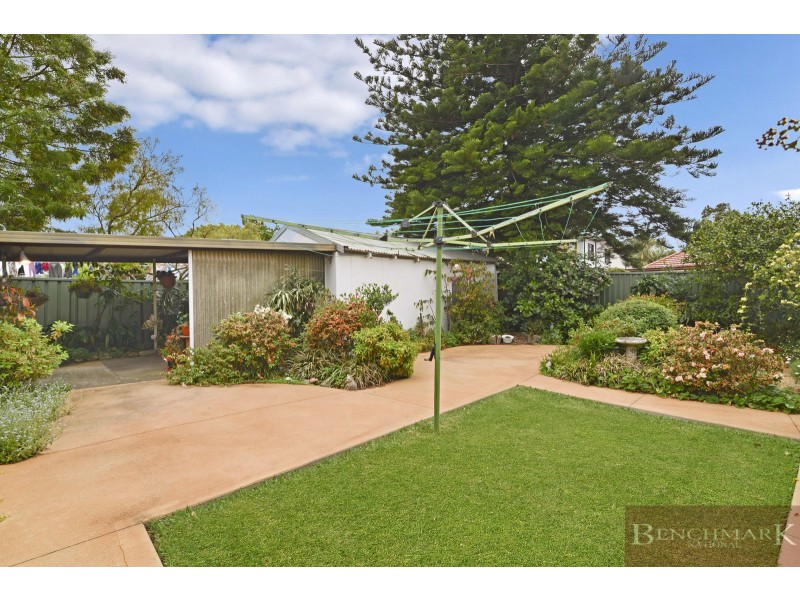 20 Rosebank Ave, Kingsgrove NSW 2208