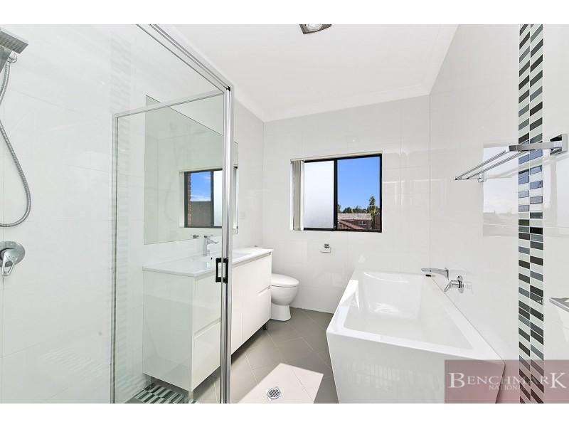 10 MARTIN STREET, Roselands NSW 2196