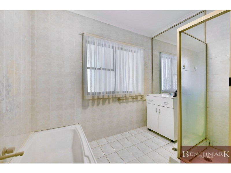 24 Raymond Ave, Roselands NSW 2196