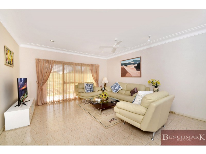 24 Raymond Ave, Roselands NSW 2196