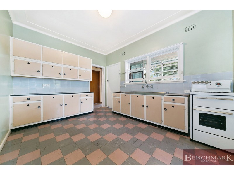 2 Berenice St, Roselands NSW 2196