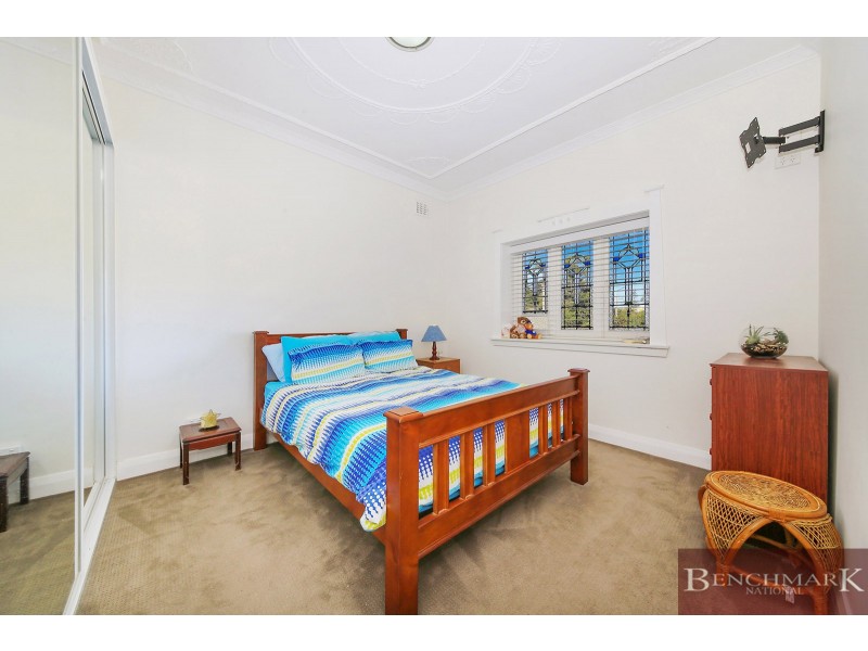130 Taylor St, Lakemba NSW 2195