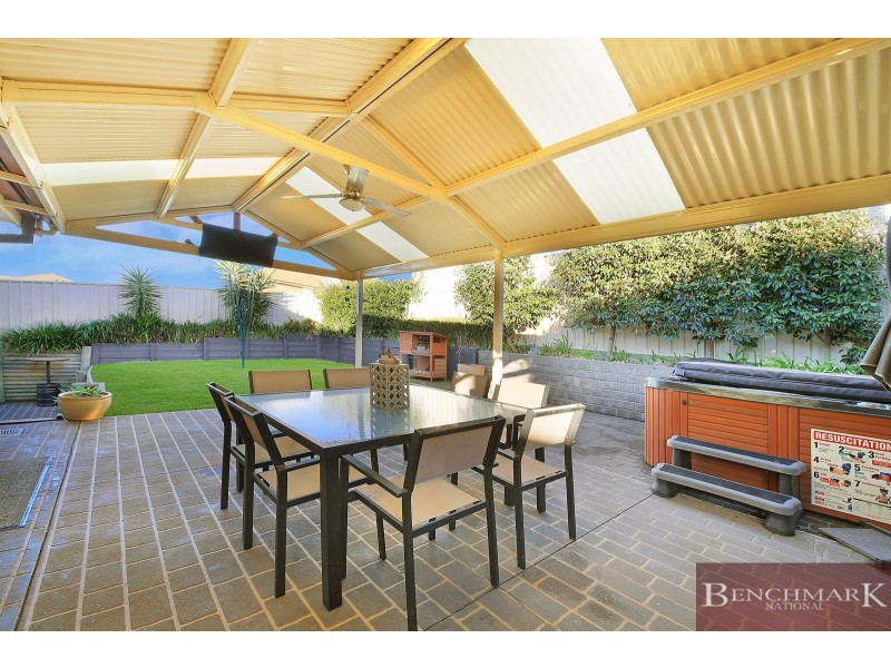 21 COLORADO STREET, Kearns NSW 2558